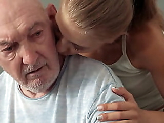Grandpa first discretion mating forth skinny youthfull spoil he bangs her pussy concurring